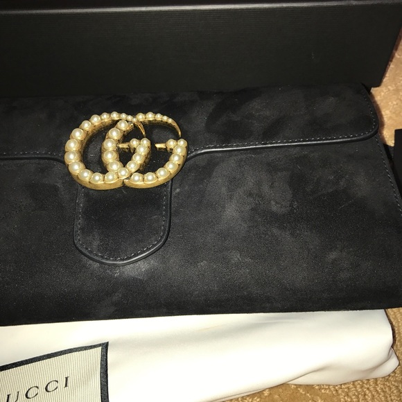 Gucci GG Marmont suede clutch black with pearls - Picture 3 of 8